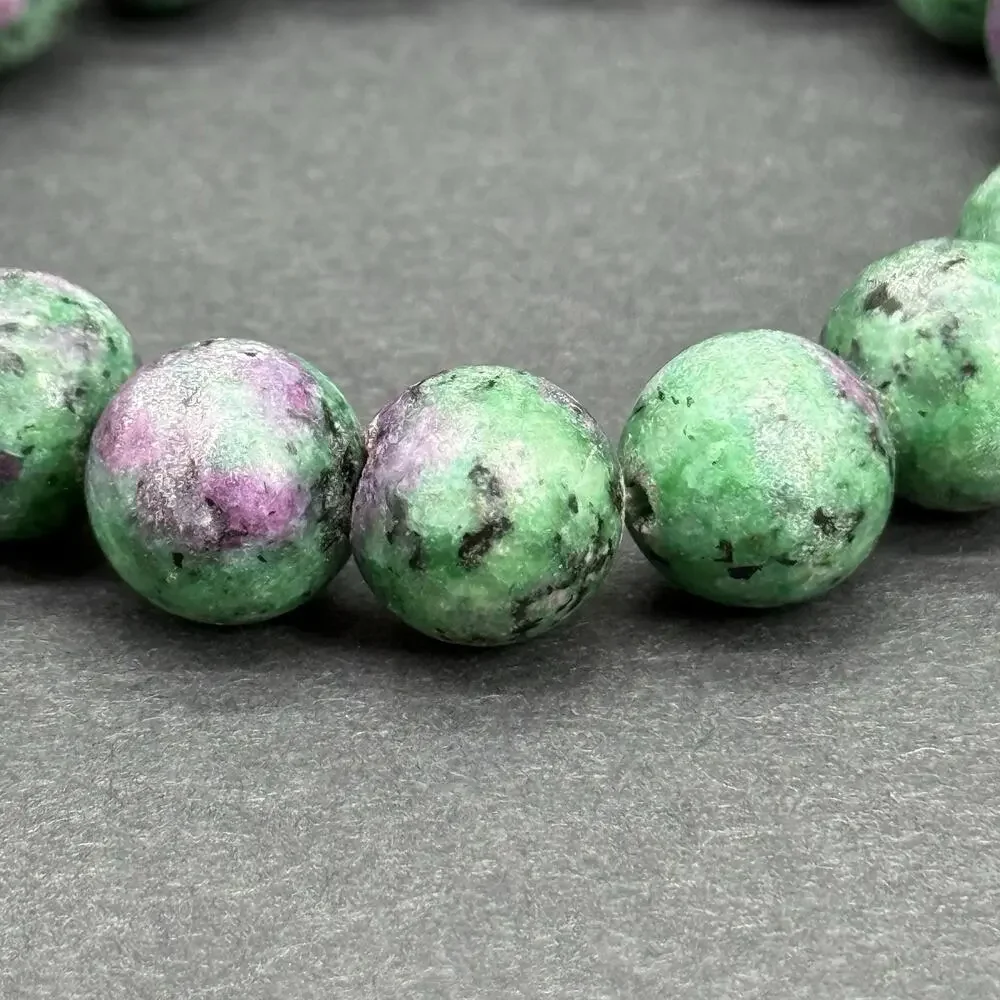 NWT Genuine Ruby Zoisite 12mm Large Round Beaded Stretch Bracelet Size 7.25